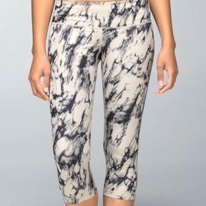 lululemon Wunder Under Crop leggings size 2 Great Granite Black Mojave Tan